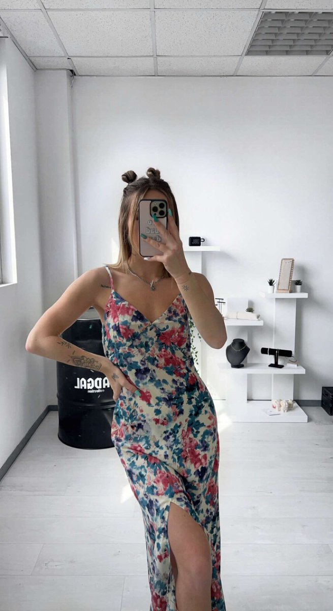 Badgal_Co's tweet photo. RT SI T’AS DÉJÀ COMMANDÉ SUR BADGAL COLLECTION 🛍 https://t.co/AQ446XxlOb