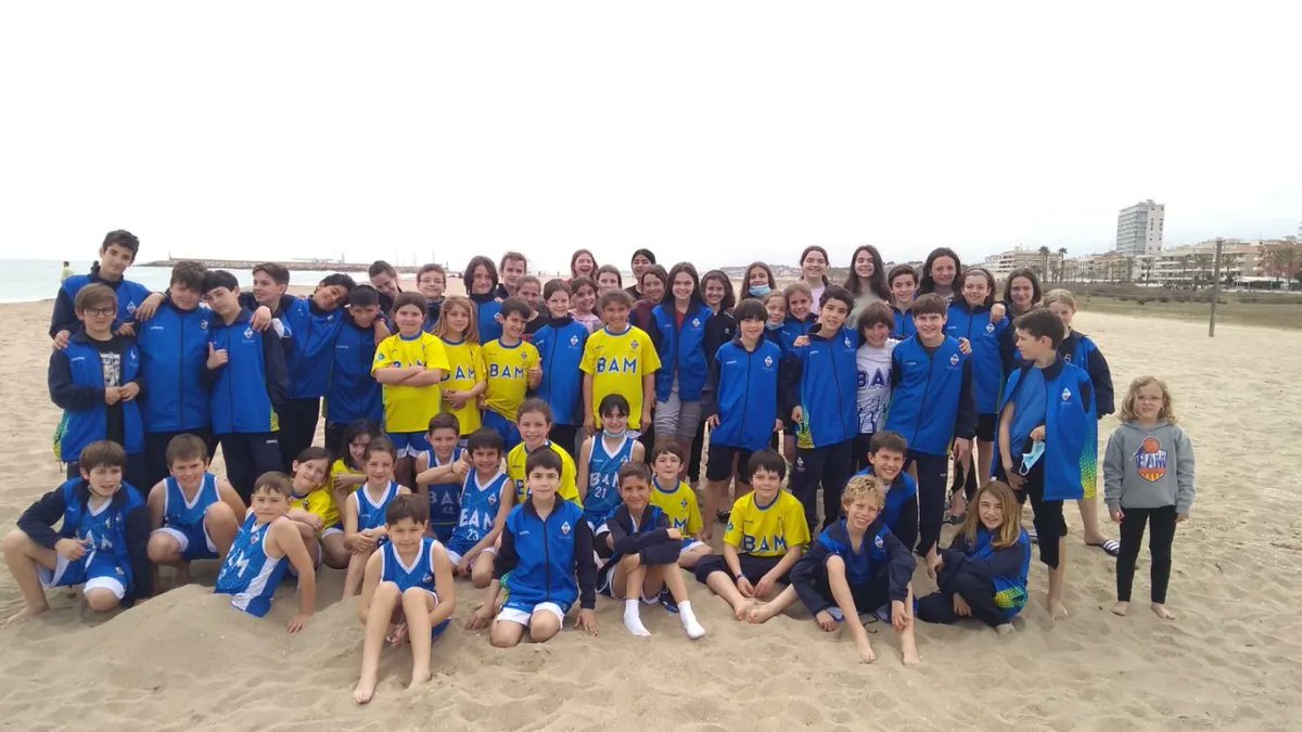 Basquet_BAM's tweet photo. 👏🏼 Gran torneig dels nostres 𝐏𝐑𝐄-𝐌𝐈𝐍𝐈 😍

Els equips Pre-Mini acaben la seva participació a la #Newtccd. Esforç, alegria, aprenentatge i molts més valors han adquirit els nostres jugadors.

Els petits marxen donant relleu als grans a la competició. https://t.co/FgwHCMVFuf