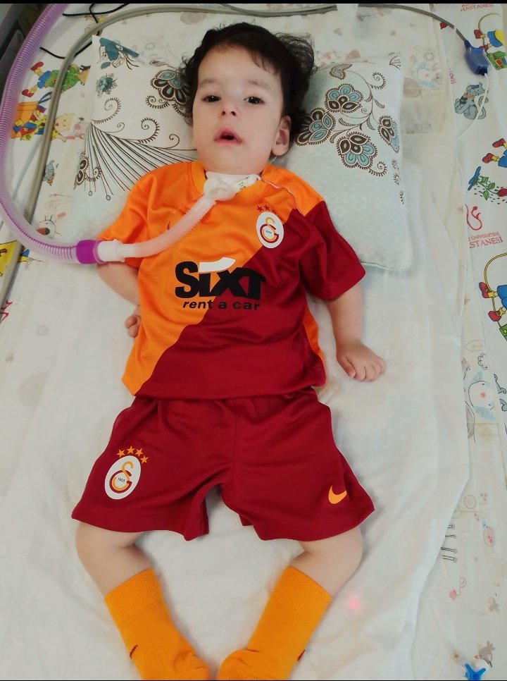 <a href="/Cimbomlu_onurr/">GALA&ONUR 🇹🇷 ⭐⭐⭐⭐⭐</a> Yavru Aslan aydın da abilerinin attığı gol sevincini ayakta yaşasın diye ONA DESTEK OLMANIZI BEKLİYOR YAPACAĞINIZ HER RT VE BAĞIŞ AYDINA BİR UMUT IŞIĞI OLACAK LÜTFEN AYDININ ELİNDEN TUTARMISINIZ🙏