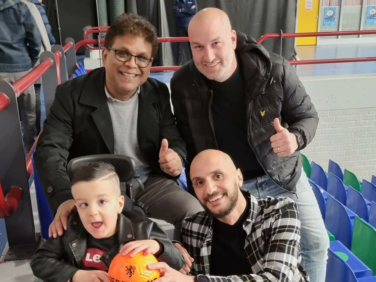 FCEFutsal's tweet photo. FC Eindhoven spelers Manuel Kuijk, Ayoub Boukhari, Dennis van den Eijnden, Jordany Martinus en Said Bouzambou speelden vandaag met het Nederlands Team 1-1 gelijk in een oefeninterland tegen Georgië. Captain Oualid Saadouni nam afscheid na 75 interlands.

Bron: KNVB Media https://t.co/mCSkCrNFJM