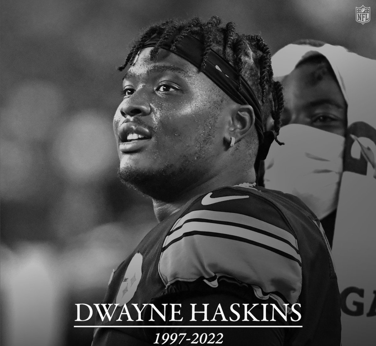 ESS_Help's tweet image. The Emergency Safety Solutions team sends its deepest condolences to the family and friends of NFL quarterback Dwayne Haskins, who was killed in a roadside crash on April 9 in Ft. Lauderdale, FL.

#ESSHELP #RoadwaySafety #DisabledVehicle #NFL