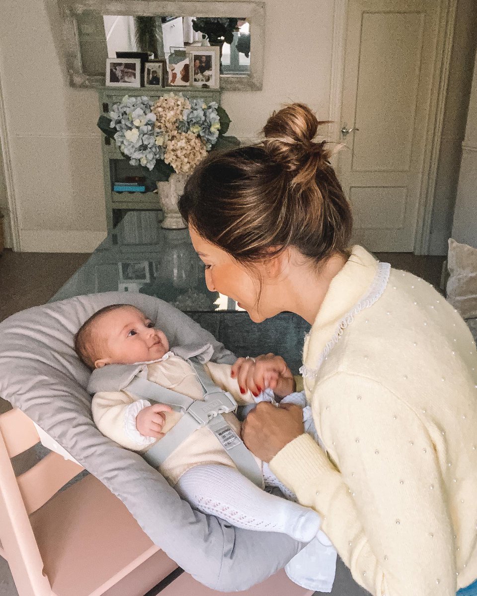 StokkeBaby's tweet photo. Seeing your smile everyday is the greatest joy of all 👶💕
#babygirl #endlesslove #herewegrow #TrippTrapp #Newbornset #chairforlife #designpeteropsvik
📸: @anamgoncam https://t.co/4ii7rMZOGw