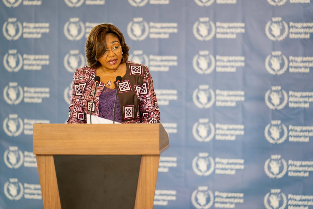 DeniseNyakeru's tweet photo. Un honneur pour moi d’intervenir à la réunion de leadership du @WFP en Afrique australe. Les échanges ont porté sur la stratégie de mise en œuvre de la politique PAM sur la sécurité alimentaire et la nutrition. Mes recommandations aux participants 👇
https://t.co/PfFYkvDTs2 https://t.co/VLSx0Xw6uf