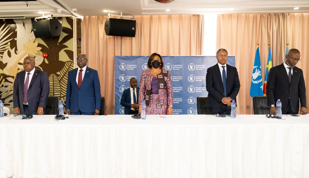 DeniseNyakeru's tweet photo. Un honneur pour moi d’intervenir à la réunion de leadership du @WFP en Afrique australe. Les échanges ont porté sur la stratégie de mise en œuvre de la politique PAM sur la sécurité alimentaire et la nutrition. Mes recommandations aux participants 👇
https://t.co/PfFYkvDTs2 https://t.co/VLSx0Xw6uf