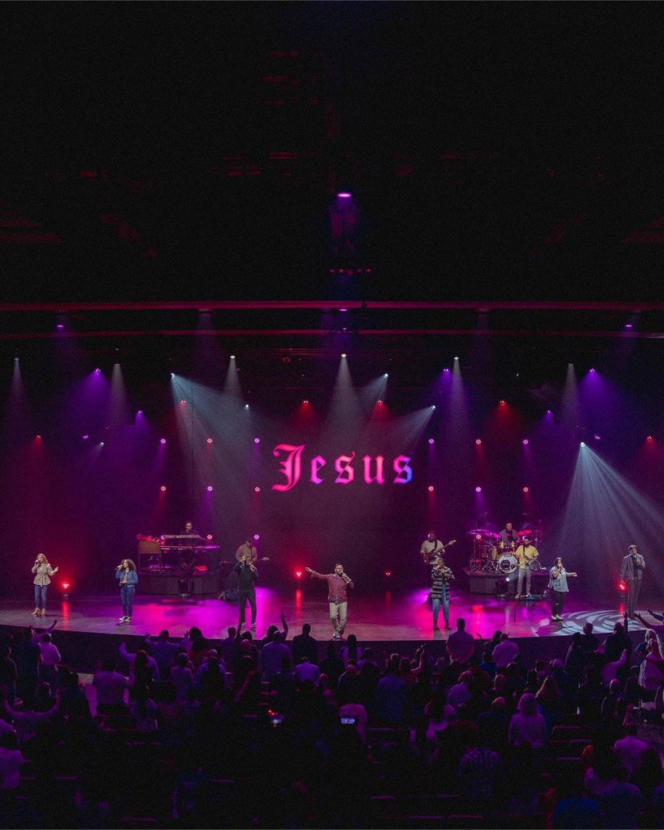 ScottRJones's tweet photo. Repost from @gracechurchone
•
It’s Palm Sunday and we are celebrating JESUS! This is the beginning of the best time of the year…EASTER!
See you soon, Grace fam!
#holyweek #easter #easteratgrace #onebiggracefamily https://t.co/CwugjAbmXT