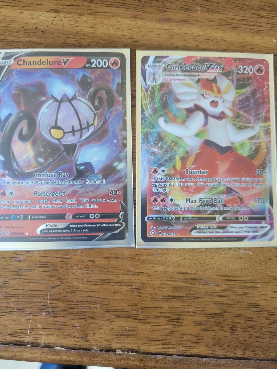 ArayaLuminarose's tweet photo. Its time for a fire Giveaway enter to win this bundle Chandelure v and Cinderace VMAX all you have to do is RETWEET LIKE and Follow  the giveaway will end on 4/15 at 5 PM EST #Pokemon  #PokemonTCG #pokemongiveaways https://t.co/CmpZadTTlV