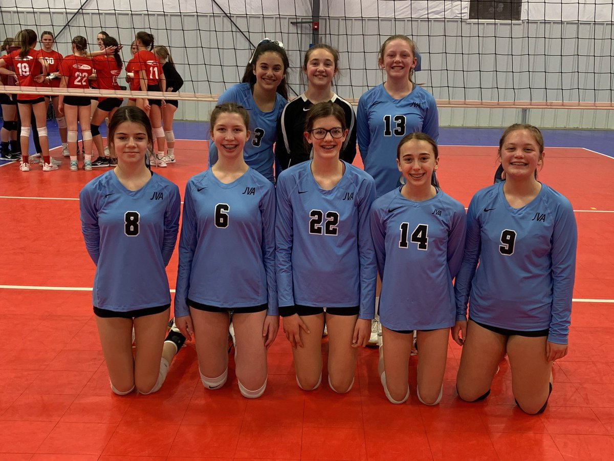 Eastsidevbc96's tweet photo. Congrats 13U StingRays finishing first in gold division at the Illini Elite Kickoff event. 💪🏻🏐🏆🥇 #esvbc #refn https://t.co/7ftVJzvxad
