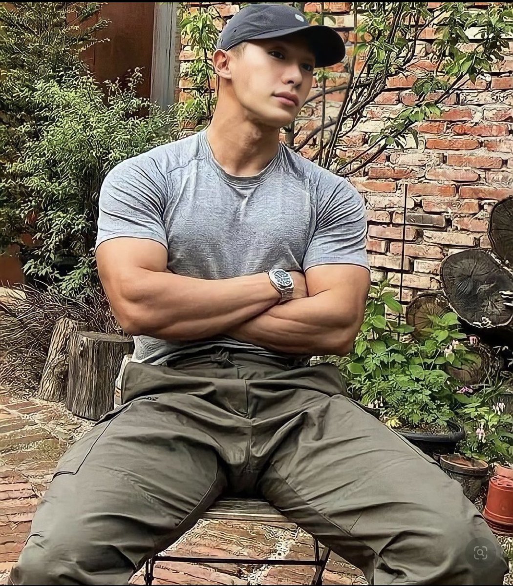 Nah but for real. Save a horse, ride a cowboy. 

I AM THE COWBOY 😤😤