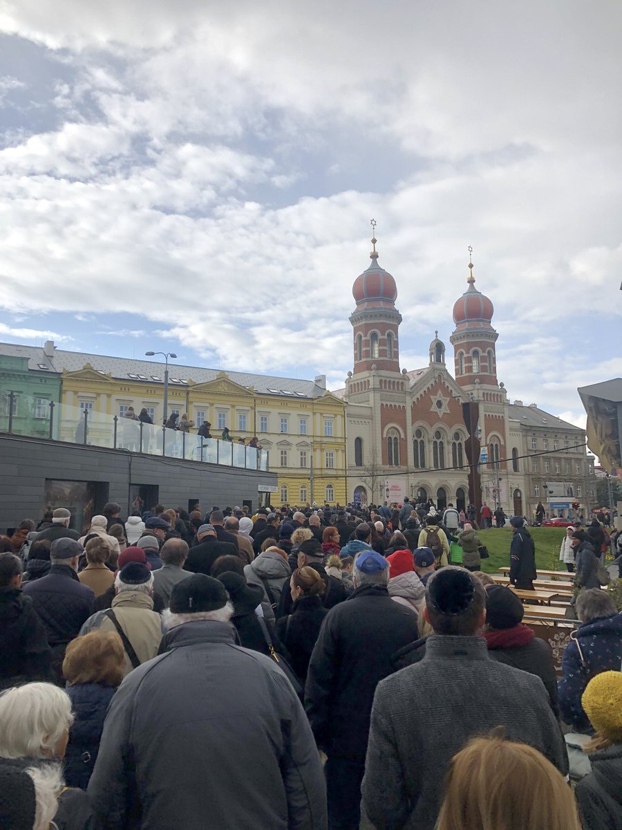Nádhera! Péče o historické dědictví se vždycky vyplácí. Díky Židovské obci Plzeň a EU (<a href="/ZEK_Praha/">Evropská komise v ČR</a>)!