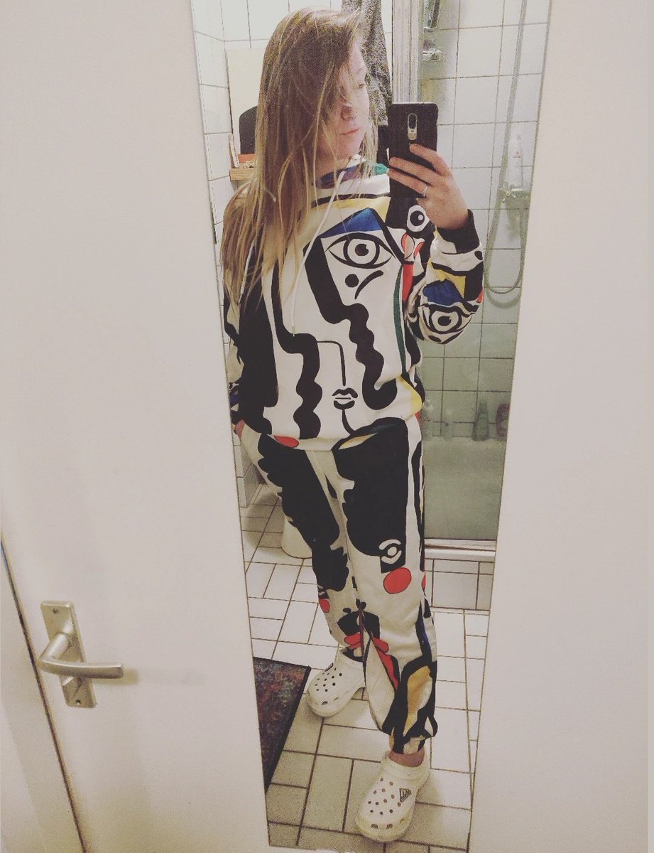 ShannaNina's tweet photo. Steezy https://t.co/Ra3LgKK3Kz