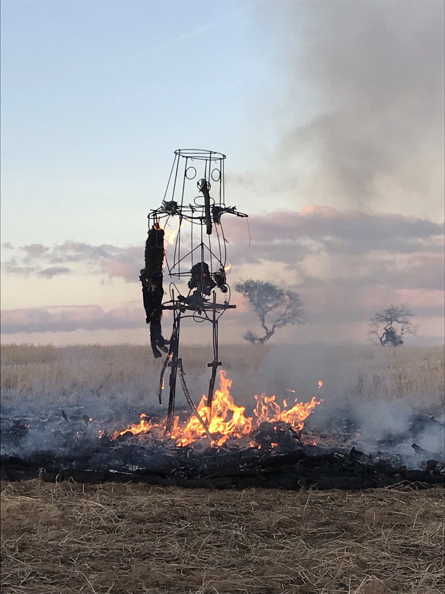 Fantastic performance from artist Tim Shaw involving the burning of his piece ‘Lifting the Curse’, a poignant symbol of purging the world from dark and destructive energies