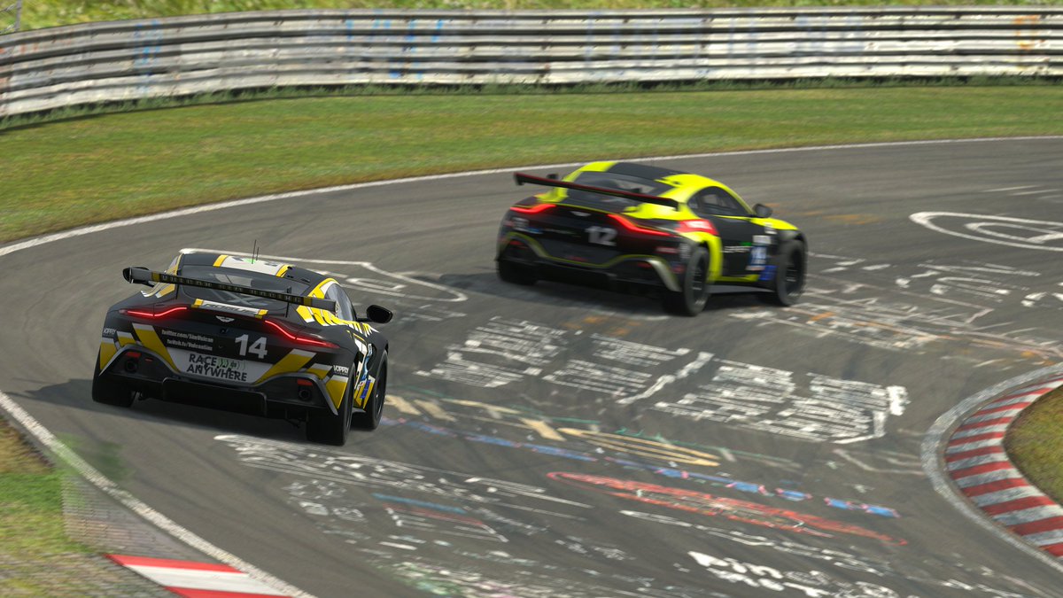 SimVulcan's tweet photo. More shots from the ring! #N24 

📷 @bablakesley

#iRacing #VulcanSimRacing #Vulcan2022 #RaceAnywhere #RogueEnergy https://t.co/oATun2Zf1f