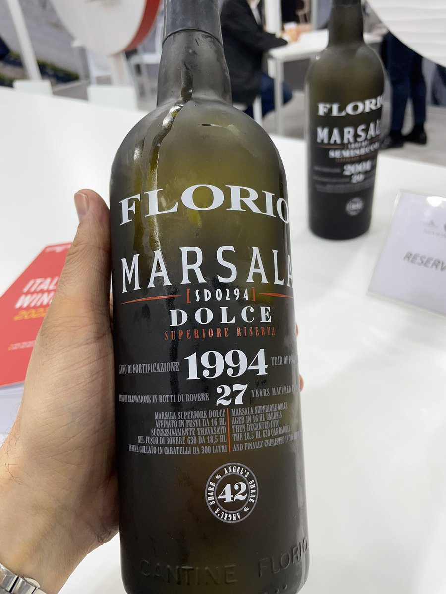 Solera_Wine's tweet photo. Vinitaly 2022 day 1 in the books 👍 @VinitalyTasting 🇮🇹 https://t.co/kBNcsciAxs