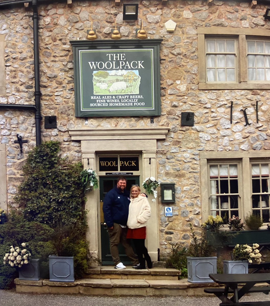 jackielovesmatt's tweet photo. Had a great afternoon at Emmerdale for the village tour. Highly recommend if your in this part of the country @MainStreetMatt @emmerdale @itv @TheVillageTours https://t.co/4EqAwYUfAA