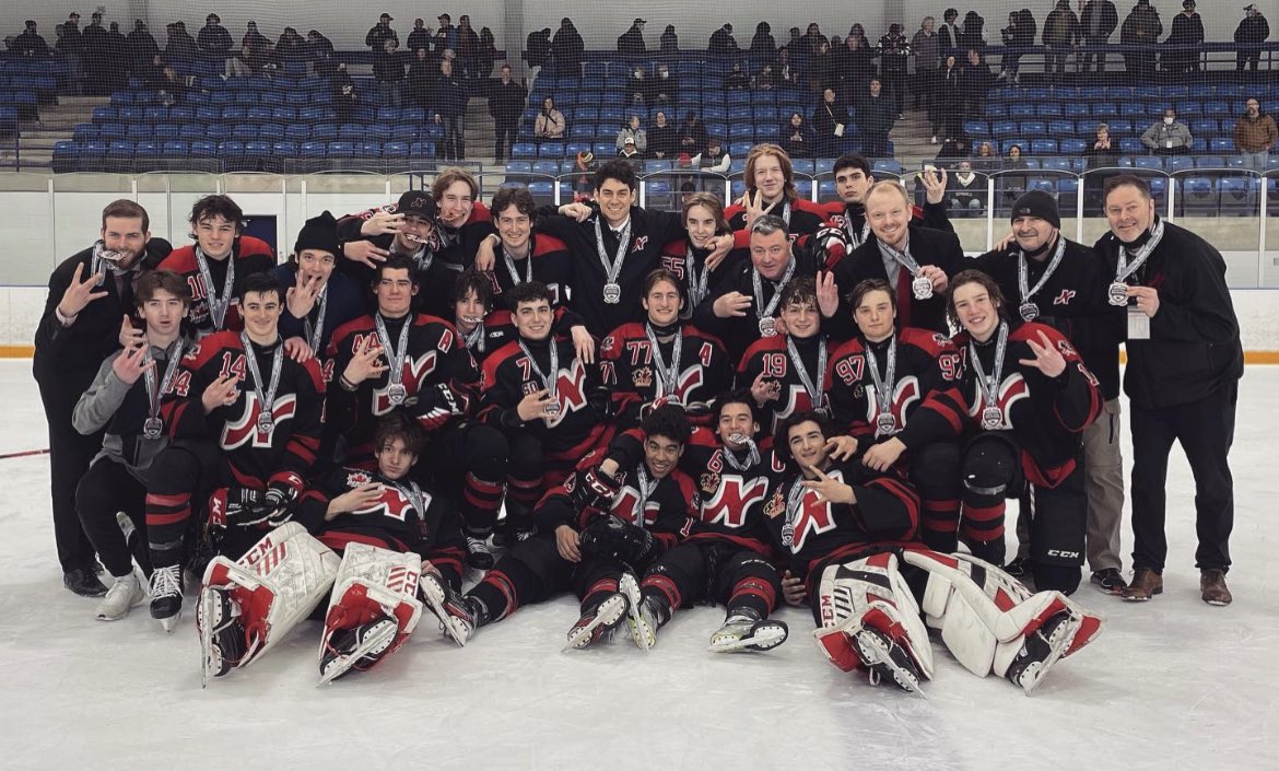 What a team, what a year...

HEOU18AAA Champions &amp; Central Canadian Championship Bronze Medalists; the first @HEOU18AAA team ever to medal at provincials.

But more importantly, this was a team and staff that loved every second we spent together this year!!❤️

#RaiderPride
#LTG
