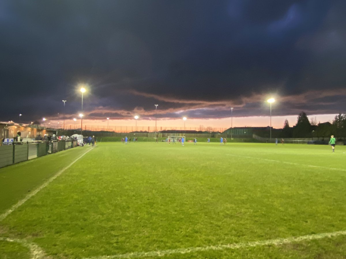 AFCDunstableYth's tweet photo. Former academy players welcome. 

Please contact Dave on 07811288284 or DM us. 

#futureODs https://t.co/3YLj5dW1l4