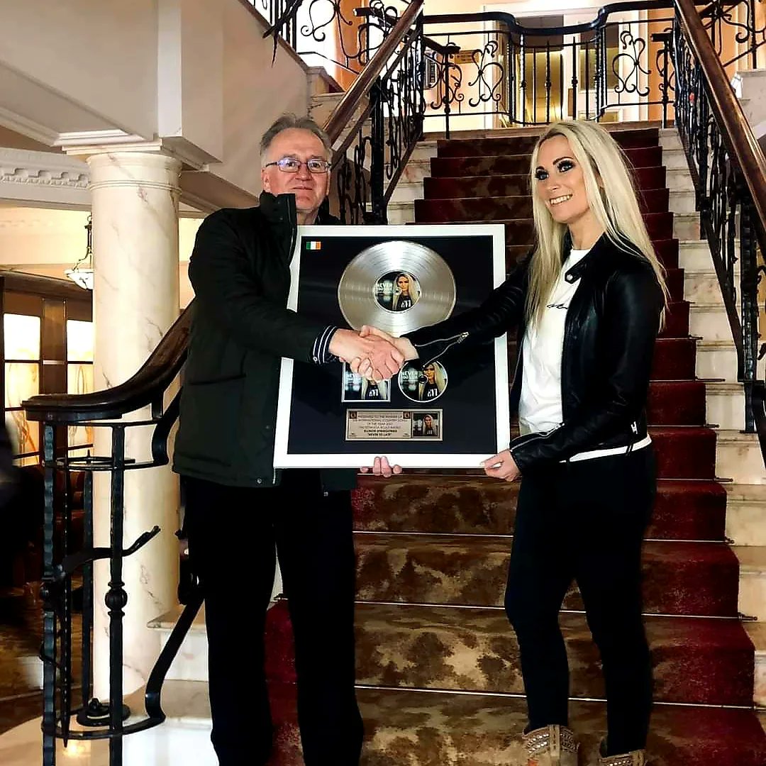 Ellinor Springstrike (@espringstrike) on Twitter photo Ireland!!! Your certainly know how to treat a Swedish Girl.๐ฅ Another award for my single Never too Late!!๐๐
International Song of the Year 2021 as voted by the listeners from <a href="/Downda_Road_/">DowndaRoadProduction</a>
Canโt wait to back in Ireland ๐ฎ๐ช soon x
#downdaroadradio #mikegleeson #ireland Ireland!!! Your certainly know how to treat a Swedish Girl.๐ฅ Another award for my single Never too Late!!๐๐
International Song of the Year 2021 as voted by the listeners from <a href="/Downda_Road_/">DowndaRoadProduction</a>
Canโt wait to back in Ireland ๐ฎ๐ช soon x
#downdaroadradio #mikegleeson #ireland