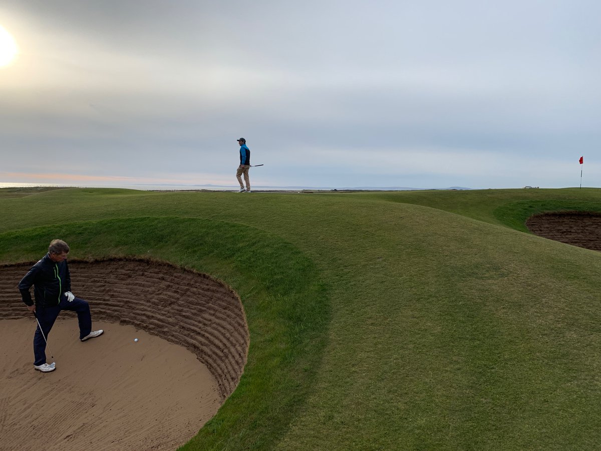 Huge thanks to <a href="/PeterEvansGolf/">Peter Evans</a> &amp; <a href="/Royal_Porthcawl/">Royal Porthcawl Golf Club</a> for their hospitality today, second to none. Well worth the journey! Course was 👌🏼🏴󠁧󠁢󠁷󠁬󠁳󠁿