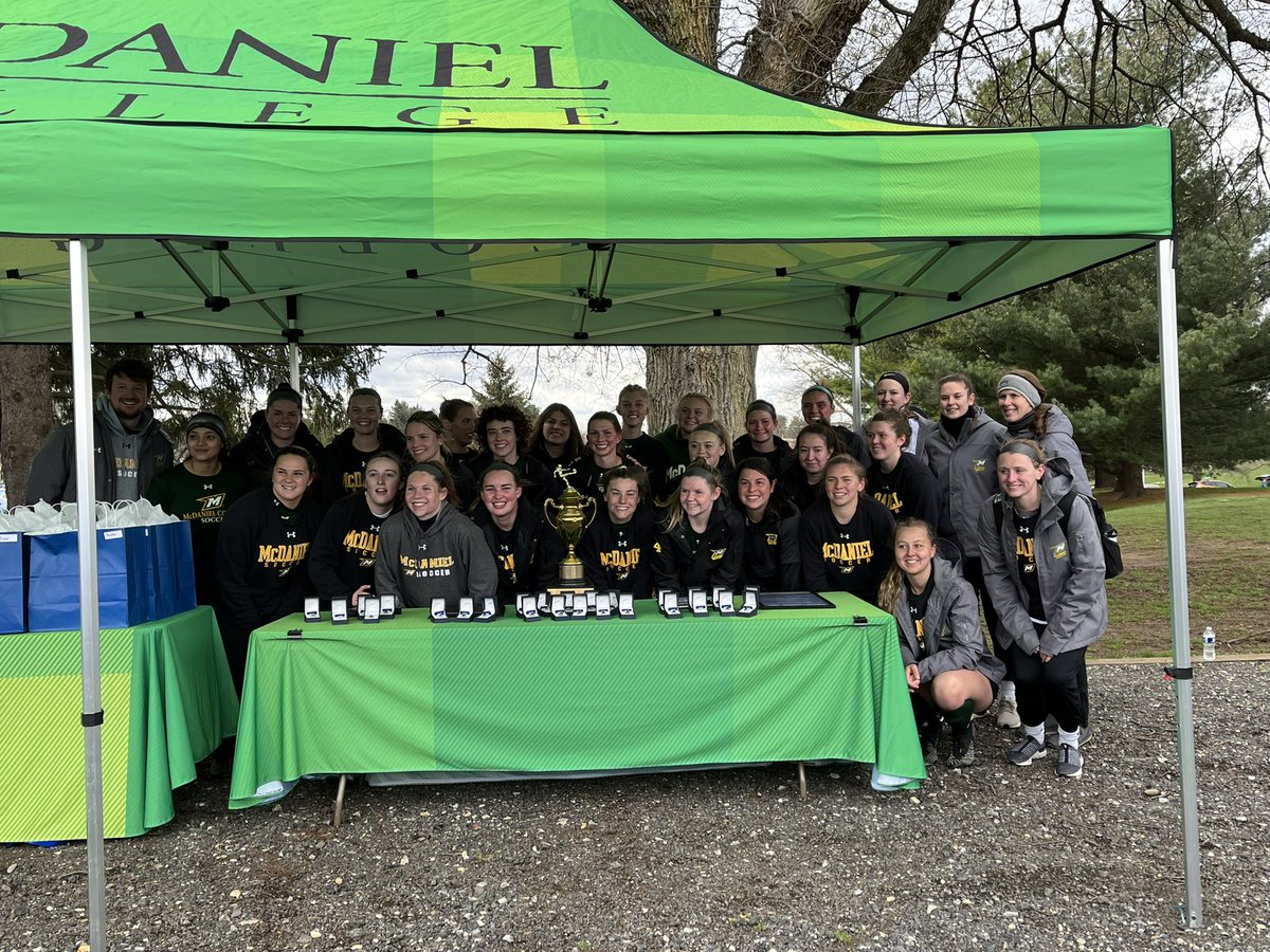 McDaniel_WSOC's tweet photo. Our โค๏ธare full. It was a great day on The Hill. We welcomed so many alumni back for our alumni game and topped It off with Centennial Champion ๐ #gtsforever https://t.co/R2aIYeAQu0