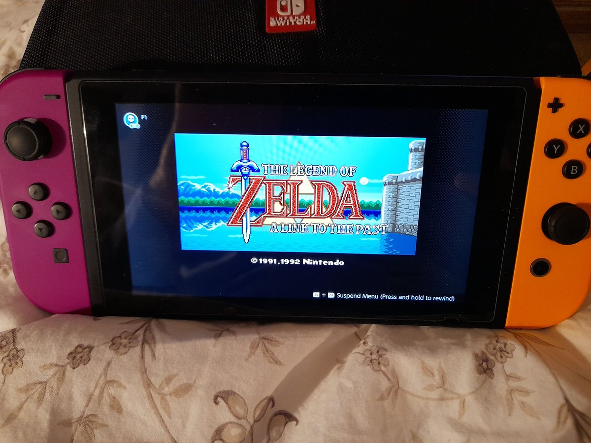 CaptainN1981's tweet image. The first game in the Defeated Hero Timeline is the amazing A Link to the Past. This title is the one that got me hooked in the Zelda series. I never owned a physical copy but back in the day I used to rent ALttP again and again and again. Let's go!
#Zelda #ALttP #Nintendo