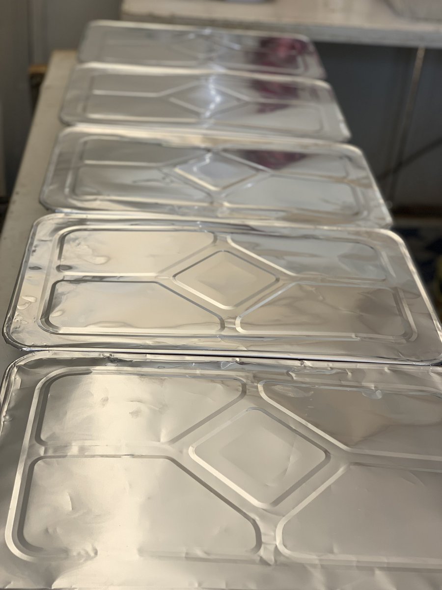 gibomas's tweet photo. If you live in the diaspora and want to send a package to a family or loved ones or you are working-class looking for an outlet to yekal your special people, we are your solution! 

Contact us on 3817247 or DM and we will deliver it for you the way you want it. 

Price:1500 https://t.co/zAC9T7MC7s