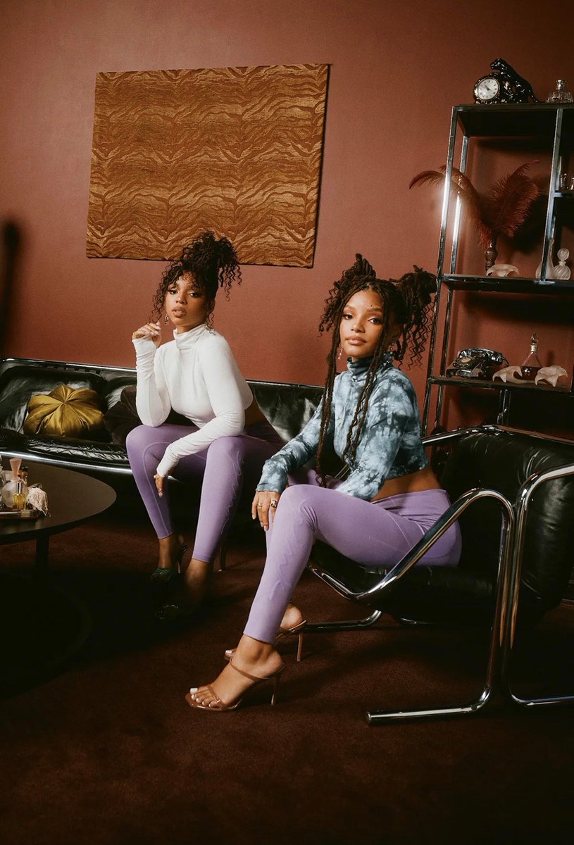 Hourly Chloe x Halle ˣ (@hourlysiren) on Twitter photo 