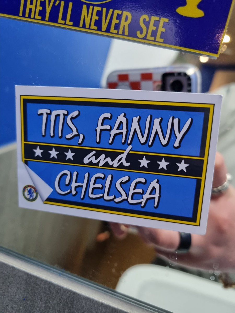 rafawills619's tweet photo. My 3 favourite things. @LaurJane17 is fed up of me on our Chelsea trip https://t.co/6RAllVhT43