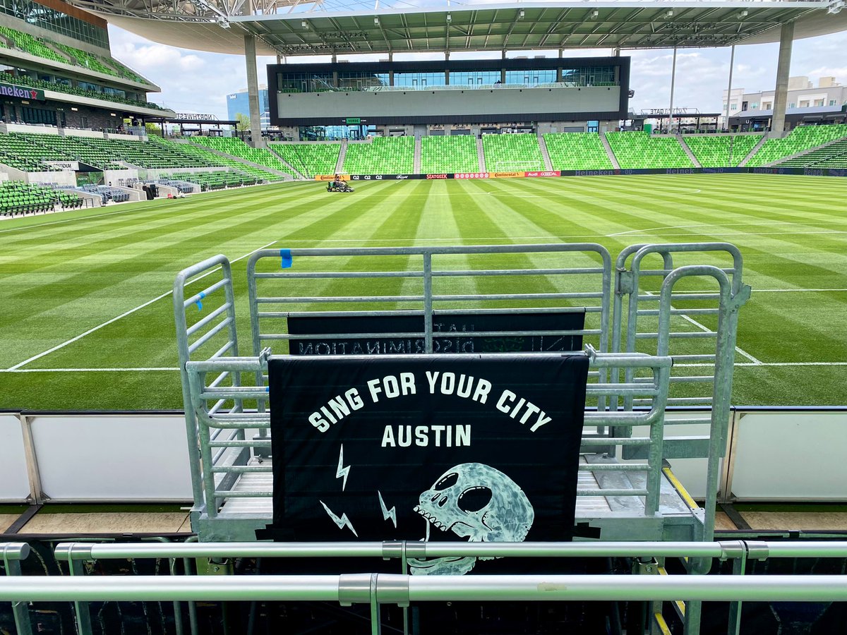 GrackleOps's tweet image. Back at home. Listos. #AustinFC