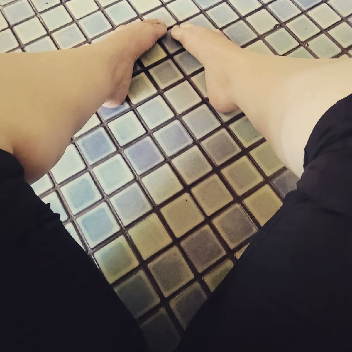 NoTraceStudios's tweet photo. POV - stretching it out 🧘♀️
#feet #feetworshi̇p #paypigswanted #findom #feetseller #drating #crushing #sploshing #0nlyfans #feetfinder #sellingcontent https://t.co/EDkwMU0ioE