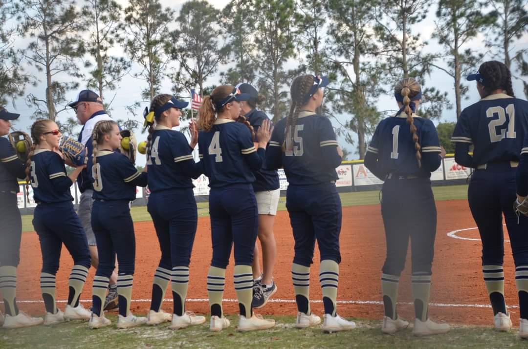 durant_softball's tweet photo. Our week ahead:

🥎💪🇺🇲
🗓️Monday, 4/11
🕜7pm
@ Riverview (District)

🗓️Thursday, 4/14
🕜7pm
vs Plant City (District &amp; Senior Night) https://t.co/Dnuhp9zmkO