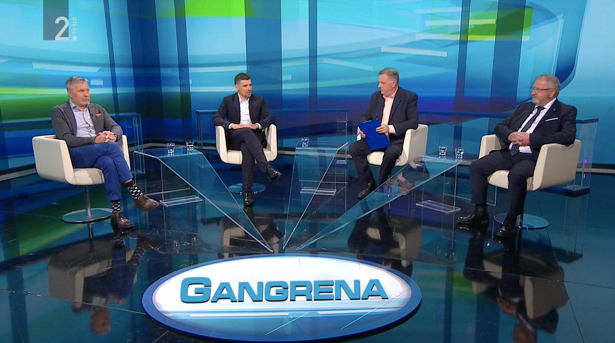 Smetnjak's tweet photo. Forget Arena, it's...
#gangrena #rtvslo #pirkovič #požar #gregorčič #rojc https://t.co/tcKhcGF0gb