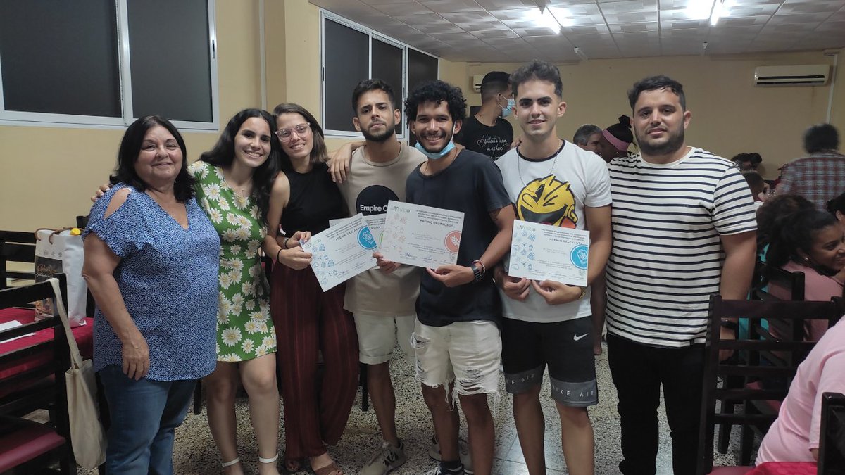 Concluyó el V ENEIQ en la #UCLV. Con 4/4 trabajos premiados y con la victoria en el concurso de conocimientos, regresó nuestra delegación de este espacio único. Nuestros 5 estudiantes y 2 profesores pusieron bien en alto el nombre de la familia IQ de <a href="/CujaeRedSocial/">Universidad Tecnológica de La Habana</a> 🐾

<a href="/FeuCuba/">FEU de Cuba</a>
