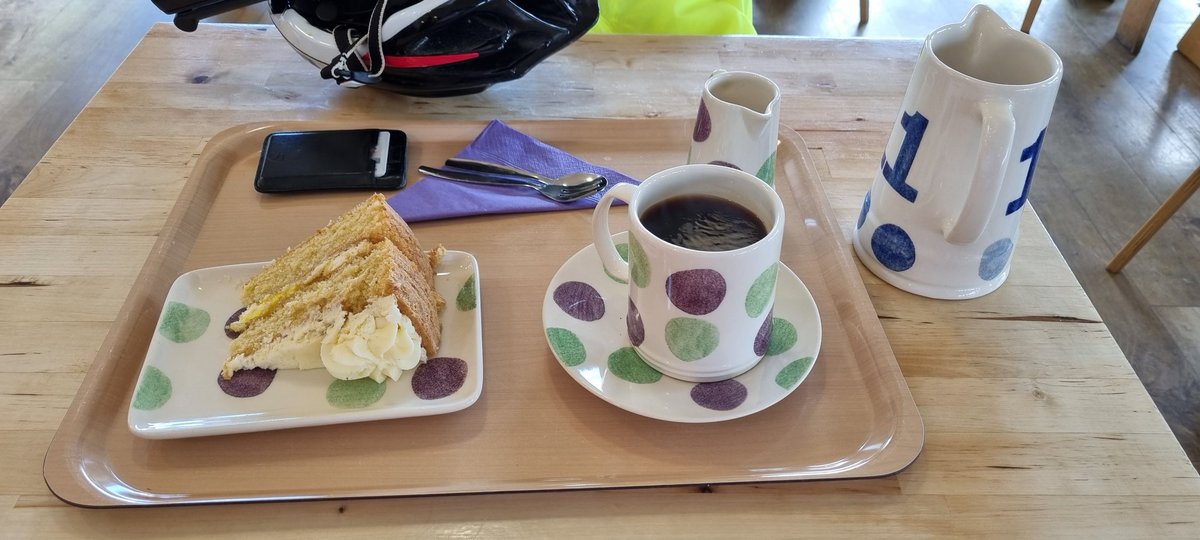 Stevie_Joy's tweet photo. 2/3 I will be taking on the @WeAreCyclingUK KAW, 260 miles mainly off road over 5 days. Starting and finishing at @RAFBrizeNorton. Thanks to @PlanetRockRadio for the company and @RestrapLTD for keeping my gear organised #RAFARides #wearecyclinguk https://t.co/VIdvYeqvYk