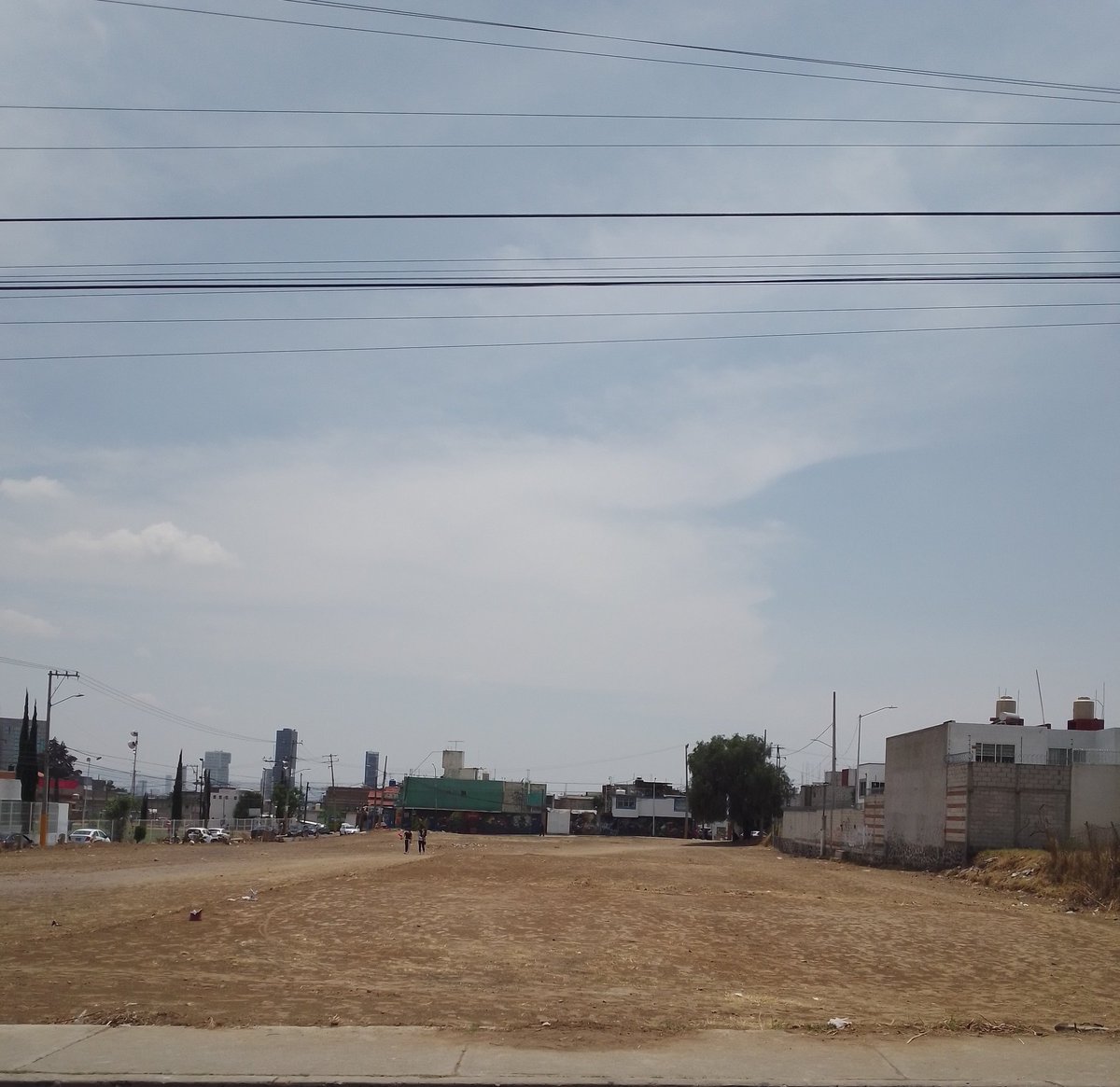 dangerforti's tweet photo. Le pedimos de la manera más atenta y coordial, la intervención del presidente municipal de Puebla #EduardoRiveraPérez la intervención para lograr un acuerdo #SemanaSantaSegura2022, queremos el llamado #dueño de la naviera Alejandra deje el predio del pueblo. #ningunaviolencia https://t.co/aKcjcPF3F7