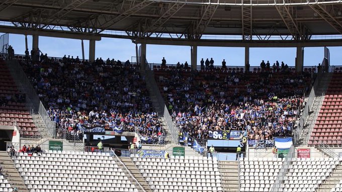 GradaBpro's tweet photo. 🏆Hoy se han enfrentado en el Enrique Roca 2 equipos que suman 38 temporadas en Primera División.
🏟️8.329 espectadores en un partido de 4ª categoría
➡️@realmurciacfsad y @cfhercules son 2 grandes, pero más grandes son sus aficiones. HONOR PARA ELLAS.

📸Clubes y @dasorher https://t.co/N9cGZHLIfd