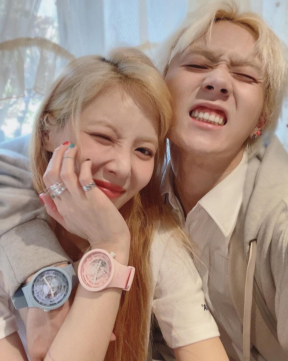 takiscore's tweet photo. 𝕎elcome 𝕒board, 𝕡rotocol, 𝕔alibrating 𝕤ystem 𝕔ontrol! El ♡ 𝚃wice ♡ real y más icónico de todo fk está de vuelta con las #𝚜an𝚛io幸𝚗ights🌴 y para ello me robé a 𝚉ehn porque no iba a ser la only ⋆ one haciendo el #𝚌ane𝑑ance🌞 junto a my beloveds. ¡Las amo, colas! https://t.co/oroAGH1rWf