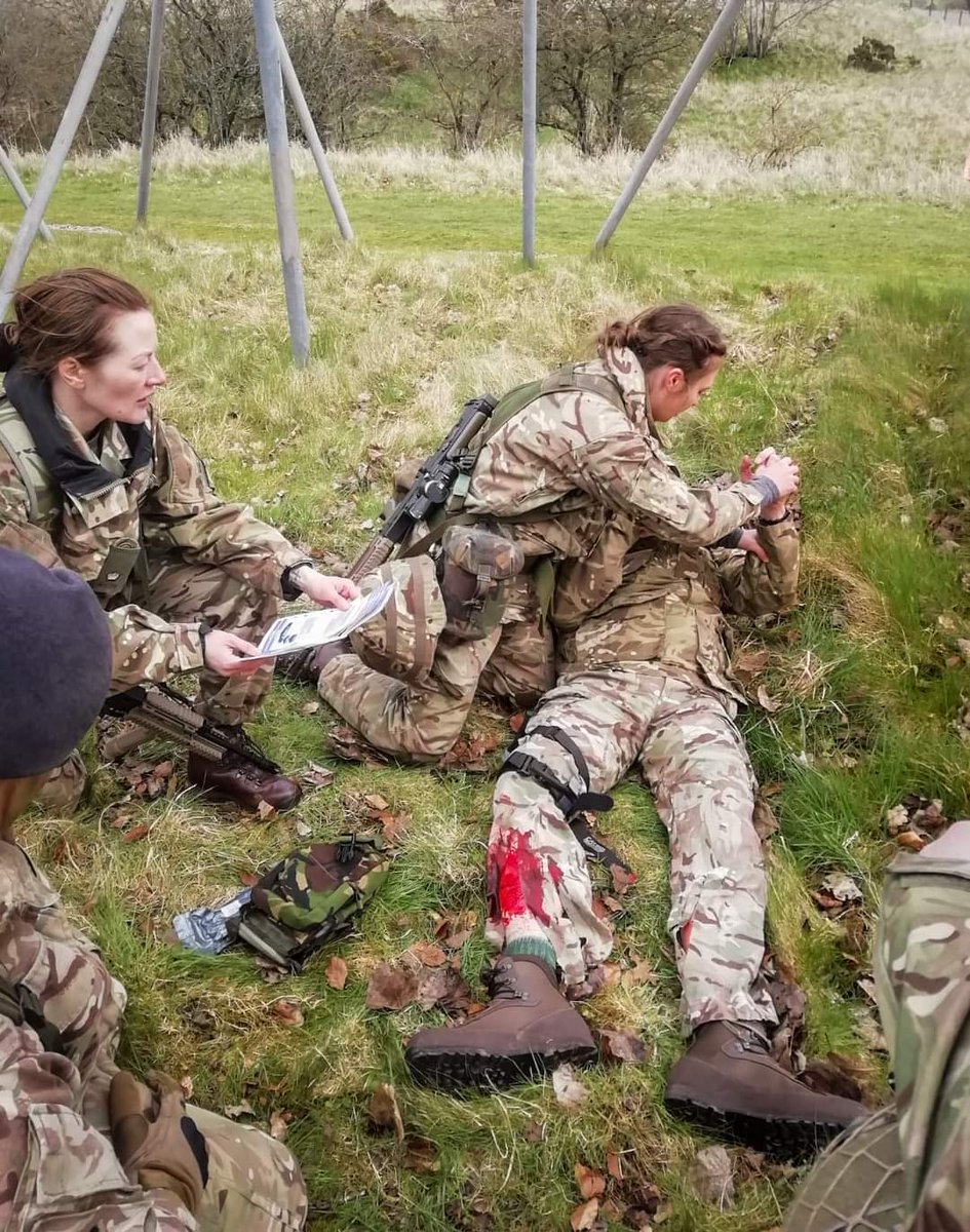 214_NE_MMR's tweet photo. @201FdHosp conducting their first ITR Weekend. Great effort by all. CBRN, Nav, Comms, C-EO and BCD/BLS and intro to Core Marksmanship.
Thanks to all the instructors, special thanks to the PTIs for running an RFT. πͺ #team201
@2MedX @ArmyMedServices @AMS_SM_1 @AMSTC1 https://t.co/tEaizAo9yn