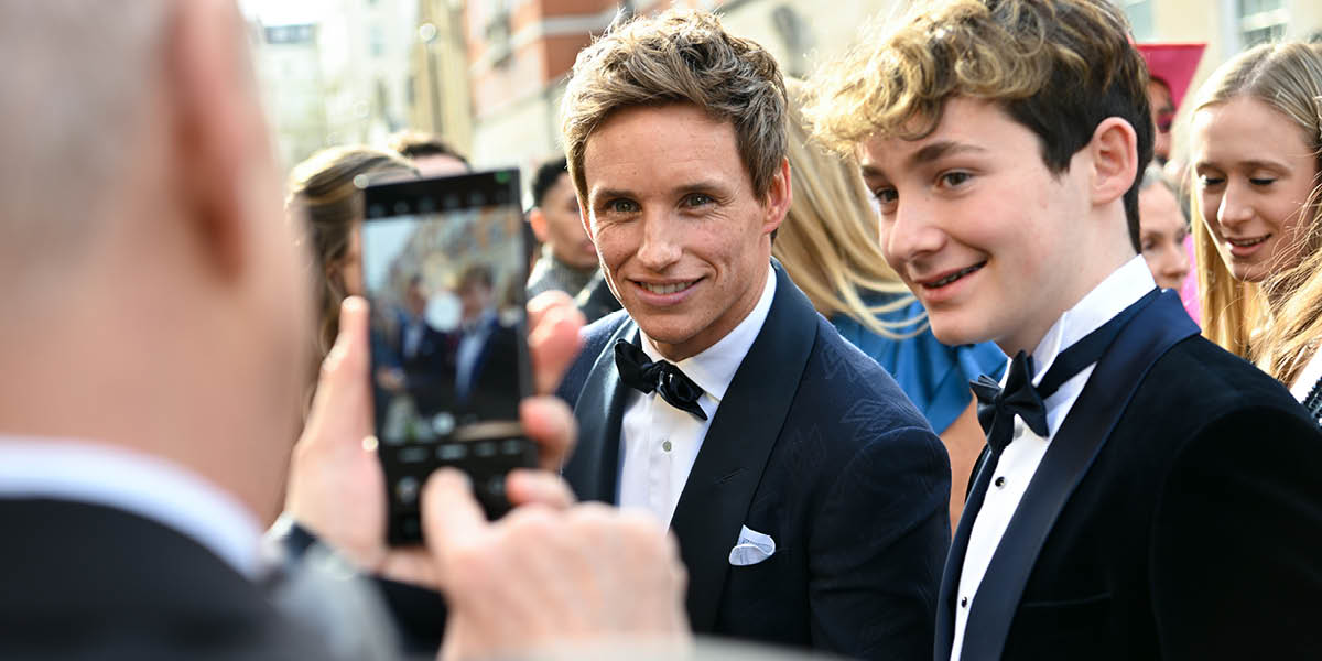 Olivier Awards tweet media