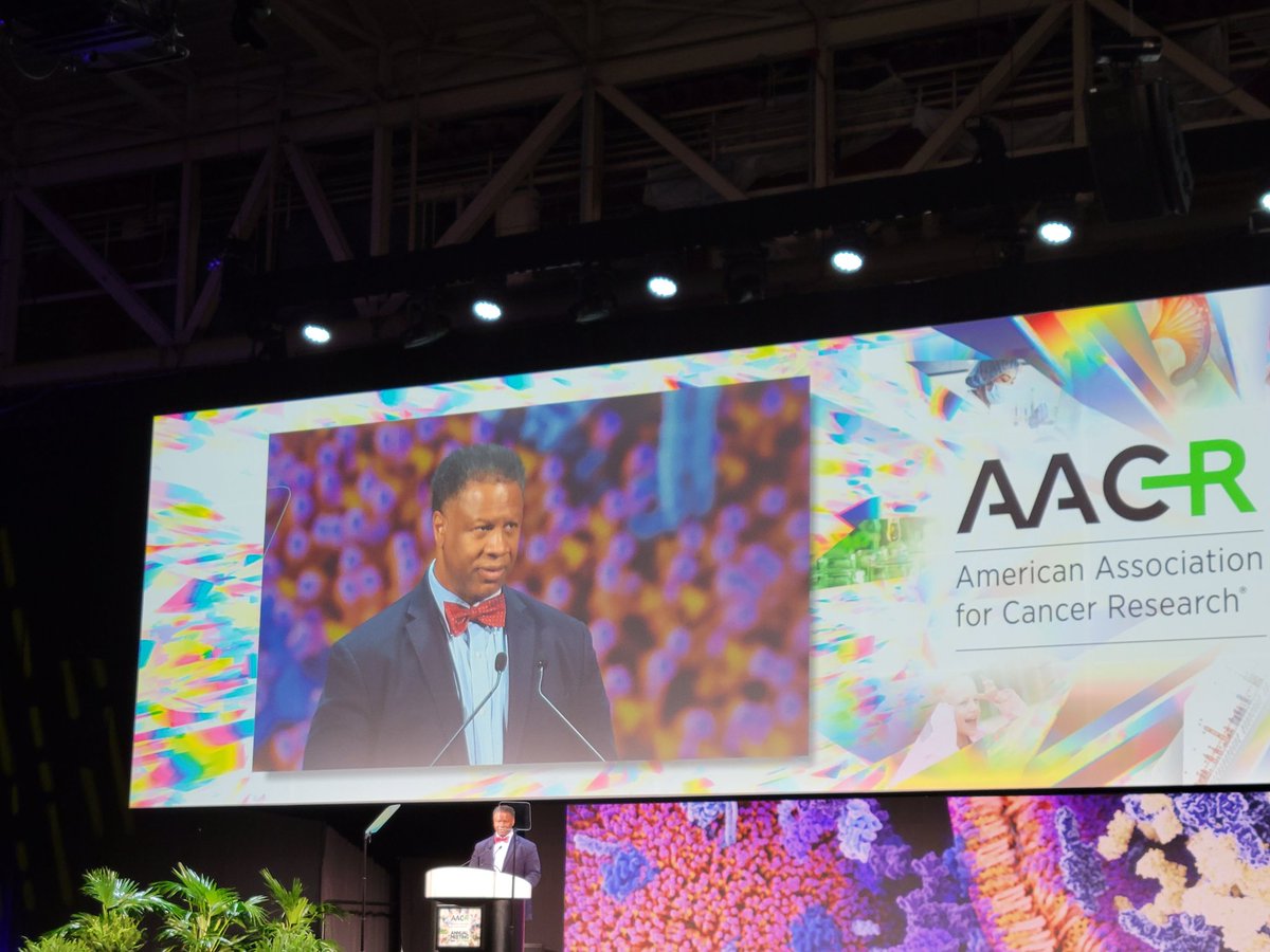 Elena Martinez tweet media