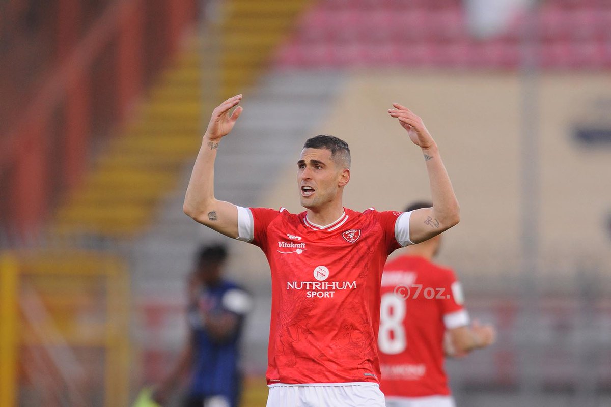 ACPerugiaCalcio's tweet photo. 🎙️| SALA STAMPA

#PerugiaPisa, post gara con l'autore del gol del pareggio  Aleandro #Rosi

https://t.co/4TmYjRaUxp

#forzagrifo @Lega_B #PERPIS @aleandrorosi22 https://t.co/gxxlarLhn9