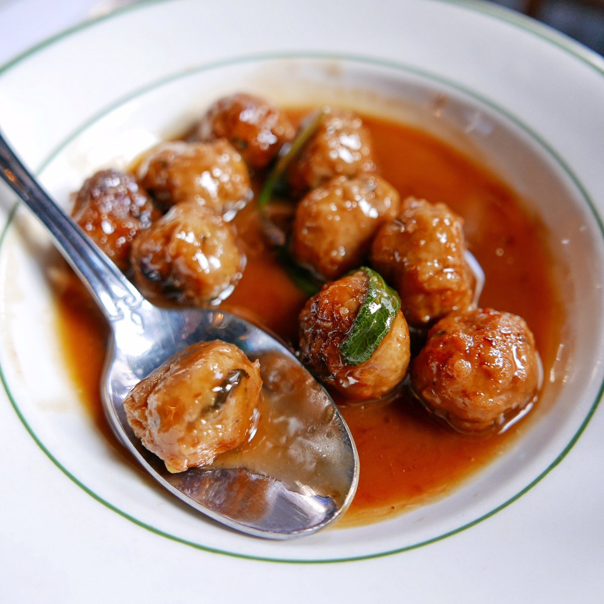 Here are the Sunday specials at <a href="/SUPPERnyc/">Supper Restaurant</a> (4/10) supperrestaurant.com/menu Please call 212 420-0040 for a reservation. Call 212 477-7600 for takeout &amp; delivery.