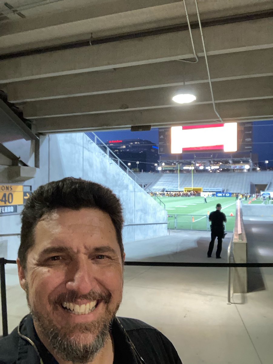 tlhanley9's tweet photo. Back at it...Sun Devil spring game in the books! #GODEVILS #O2V https://t.co/axcbyOsKNG
