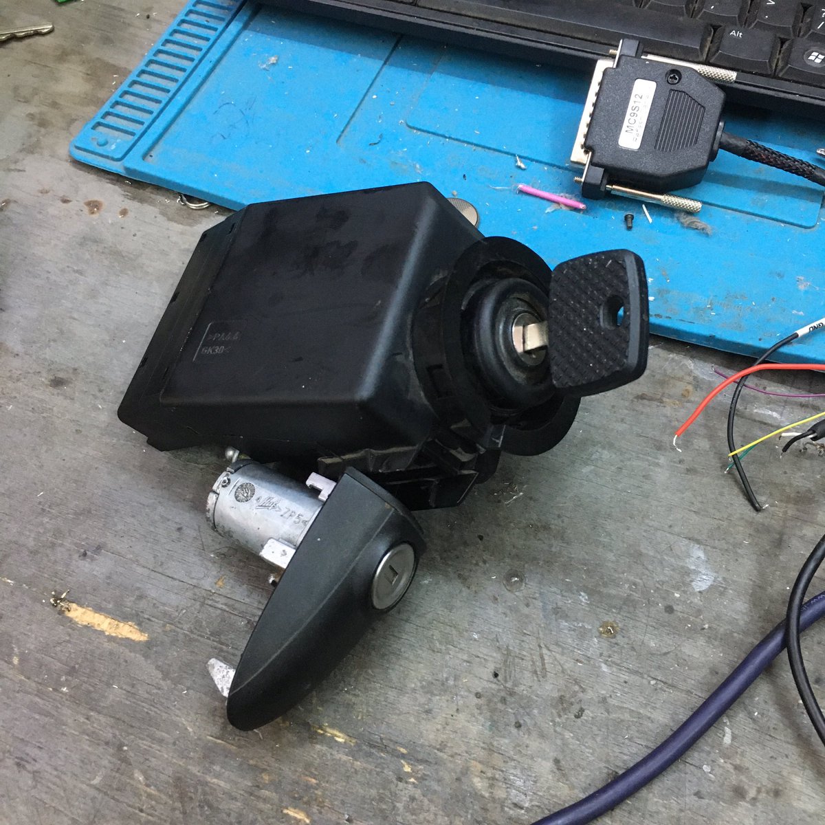 AutokeyKenya's tweet image. Vw Crafter 2008 all keys lost. Key supplied and cut by @AutokeyKenya . 

📧 autokeykenya@gmail.com

📞 0797118699

Website autokey.co.ke

#autokey #keyreplacement