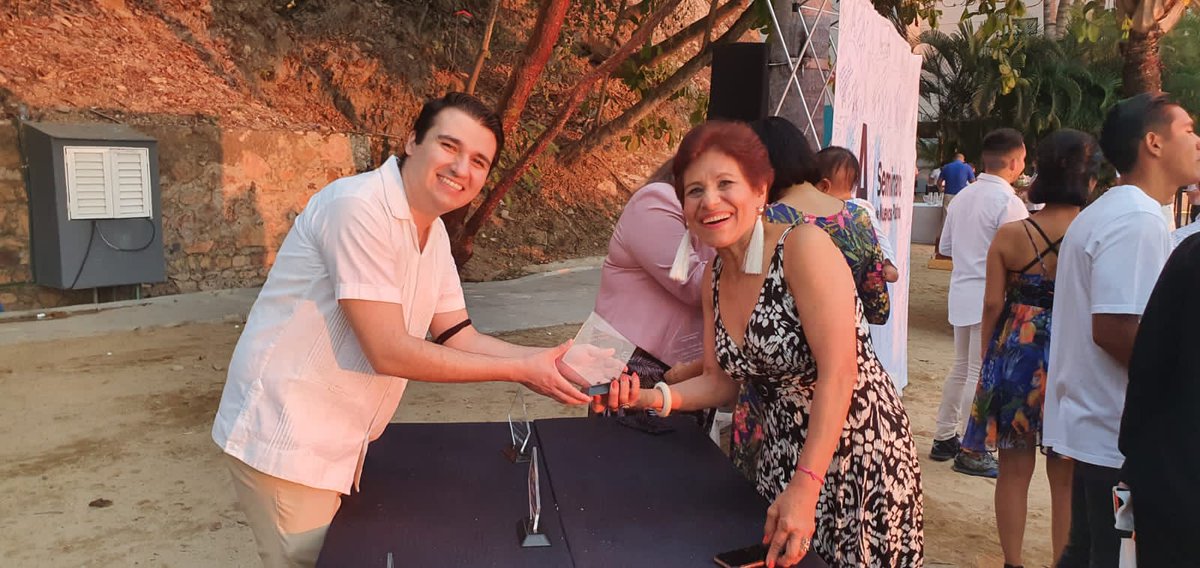 #YoSoyPro tweet media