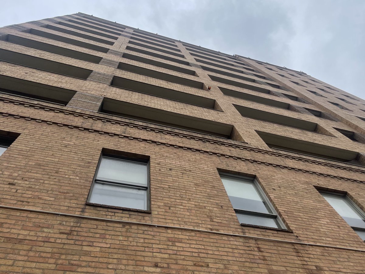This building (cnr Victoria Pde and Nicholson) is coming down to make way for the $206 million Aikenhead Centre for Medical Discovery.

ACMC will be Australia’s first hospital-based biomedical engineering research centre.

Amazing things will be discovered and developed here.