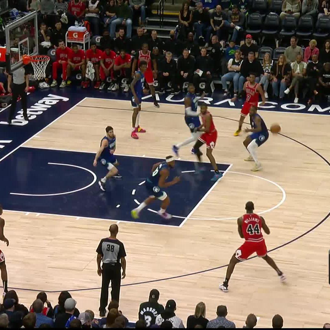 Bleacher Nation Bulls on Twitter "Uh, this is a special move from Pat