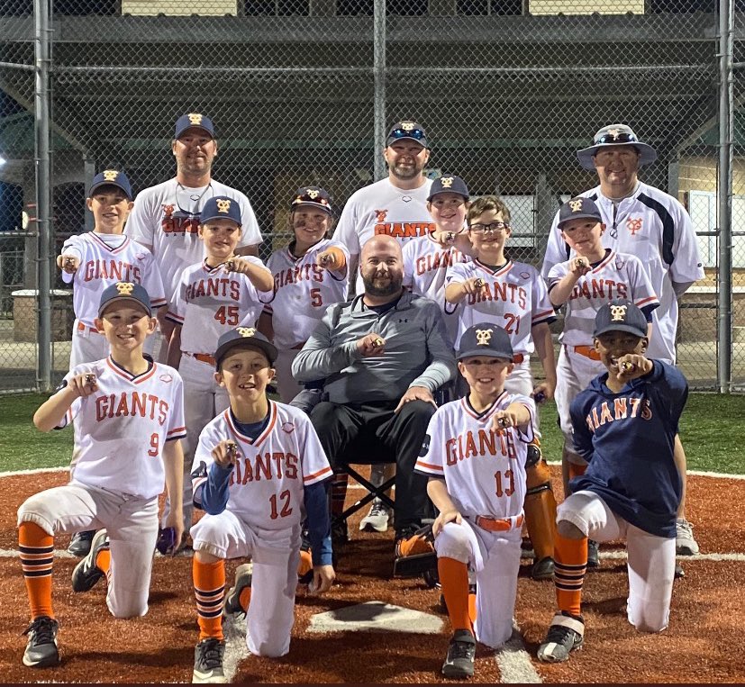 GIANTSYALOBUSHA's tweet photo. YG Worsham 2030 10U won the Jonesboro Battle of the Sluggers 11U tourney. https://t.co/KZq8zx5wVO