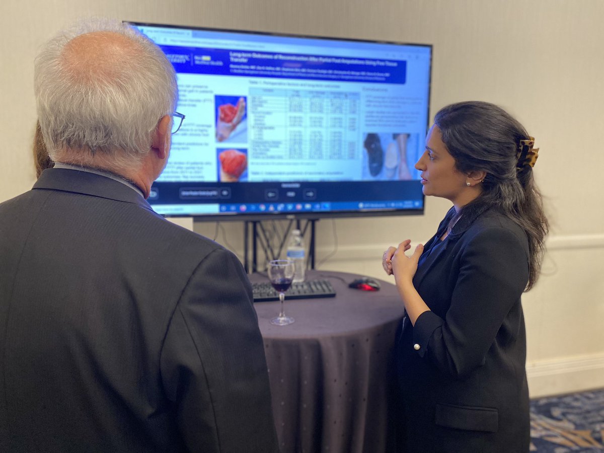 romina_deldar's tweet photo. Presenting at #AAPS in San Diego on our research on long term outcomes of partial foot amputation with free tissue transfer! @MedStarResearch @Kkeprsmd  @ParhomTowfighi https://t.co/W9VtNWtn3X