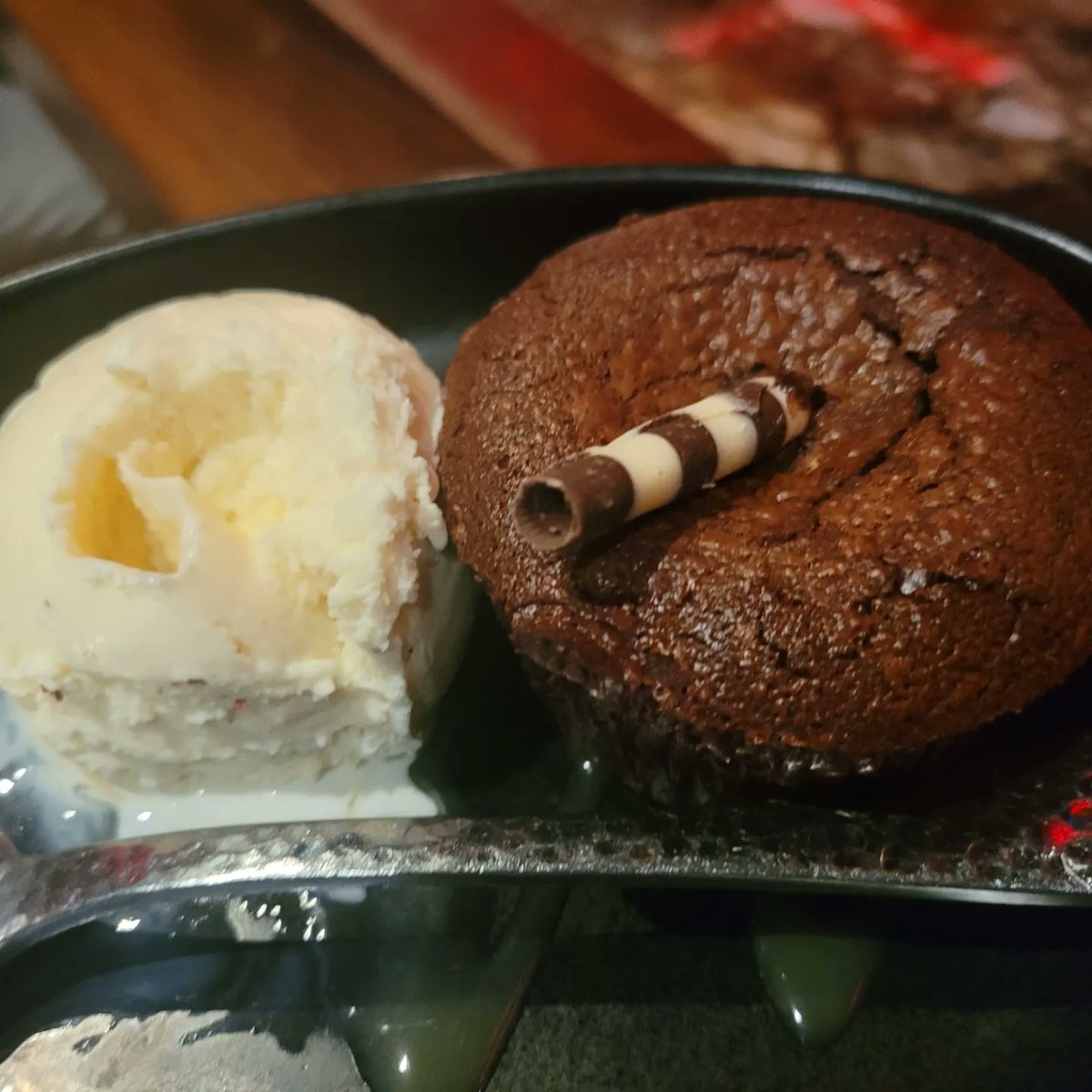 #SUNBURST #MOUNTAINTROUT (#Corn-Dusted #Trout, Heirloom #BlueGrit Cake, Spring Greens, #TomatoGravy, Trout #Caviar)

#NEWZEALAND #ELK LOIN (#WhippedPotatoes, #Asparagus, #Bourbon Demi)

#CHOCOLATELAVACAKE (#Caramel, #VanillaIceCream)

Thanks for the rec, <a href="/davinavanburen/">Davina van Buren</a>!