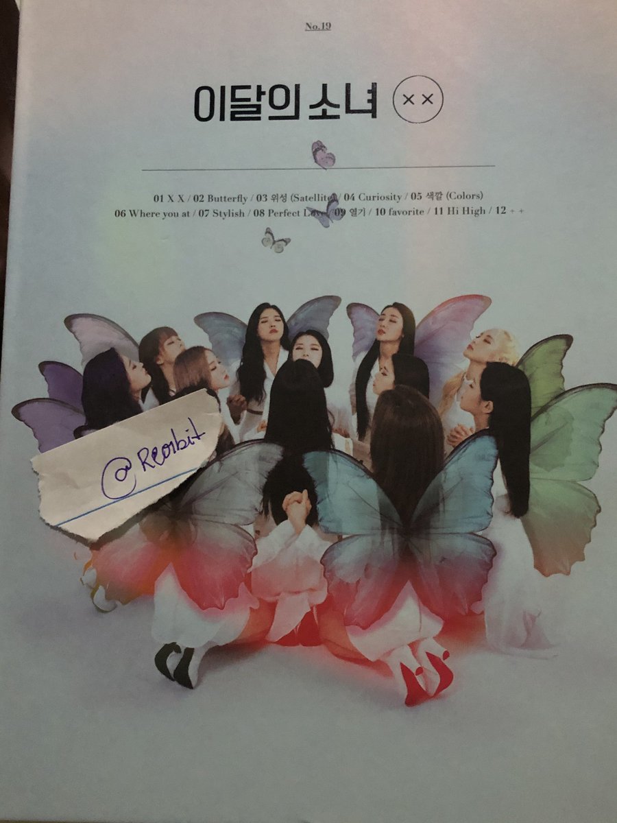 loona_canada's tweet photo. Don't forget about the giveaway!
😤 We're closing in on 🥇

Keep the stream &amp; 👍🏻 up!
(Reminder 1 like 👍🏻 = 100 views)

Call Ur family,friends,neighbors, cousins,pet dog,and kitchen sink!

#STREAMLOONA
LOONA TAKES THE CROWN
#PAINT_THE_CROWN
#퀸달소를_멈출수는_없어
#LOONADOM #LOONA https://t.co/EG9XKMpypz